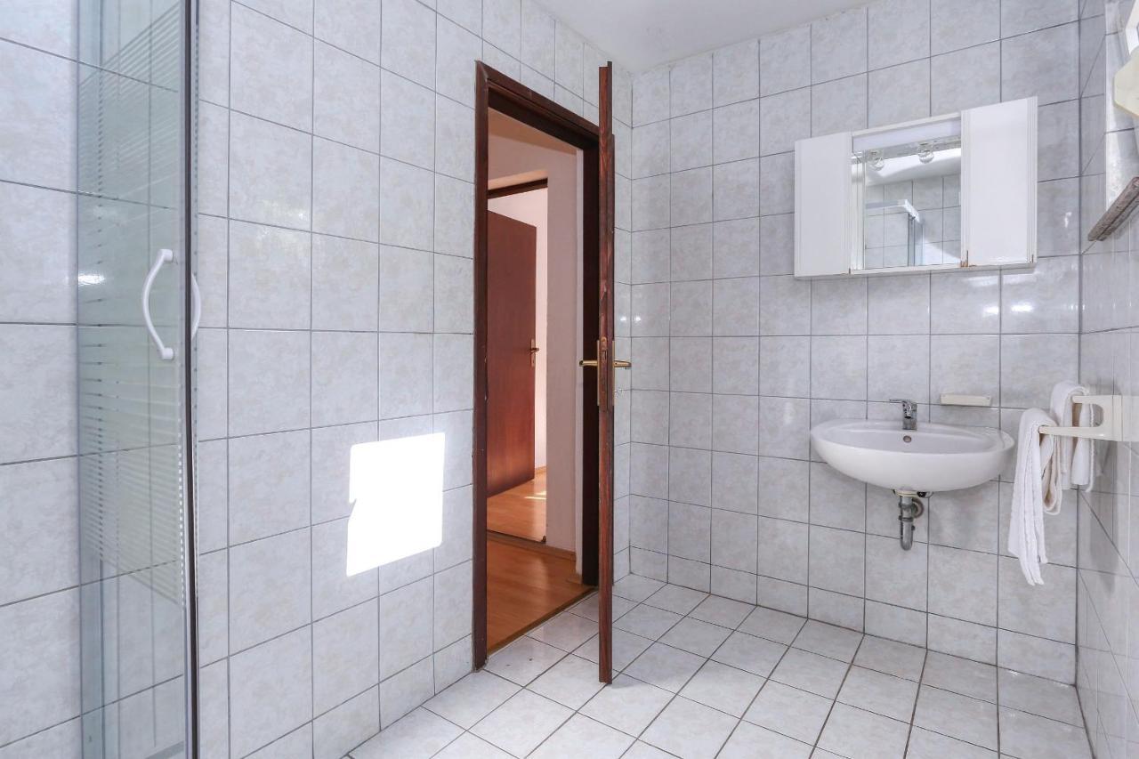 Ante Apartment