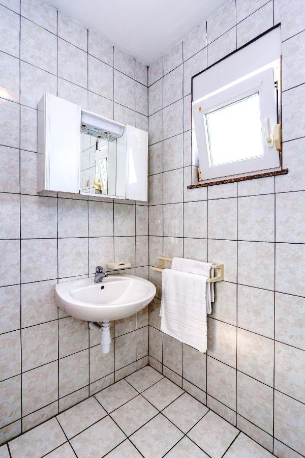Ante Apartment