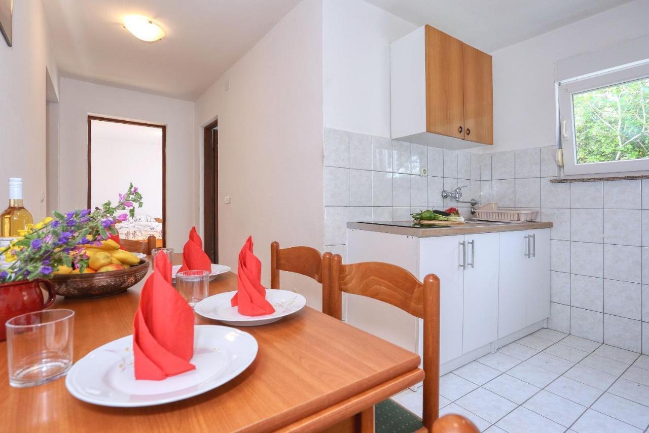 Apartment Ante